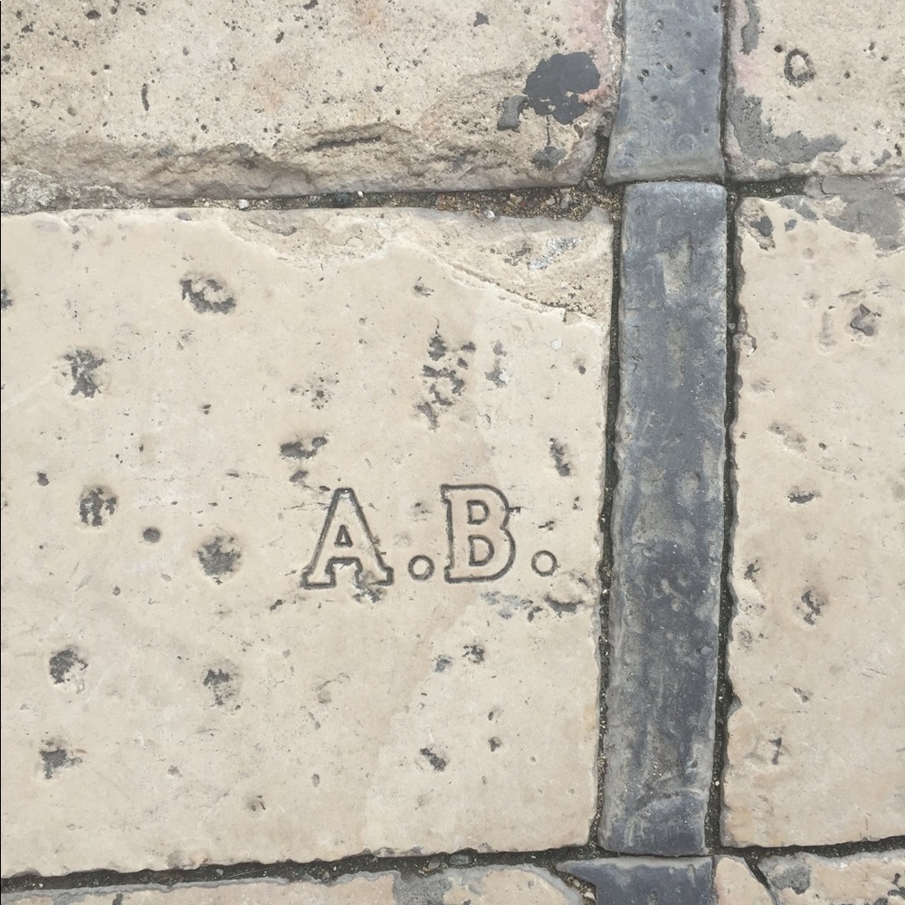 Meet your Posher, Allison